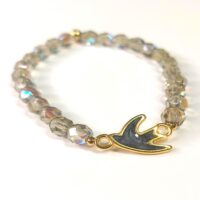 Pulsera conector «anduriña», esmaltado en gris oscuro, con baño oro y cristal de roca de 6 mm